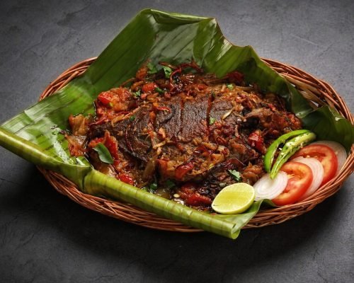 Karimeen Pollichathu